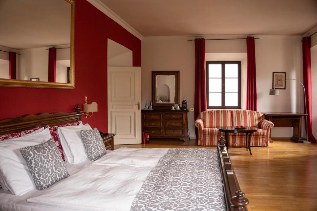 Hotel Castel Rundegg (Adults Only) Мерано Экстерьер фото